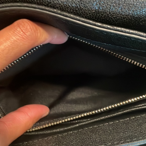 Tory Burch Glossy Goatskin Chain Bag - Picture 11 of 13